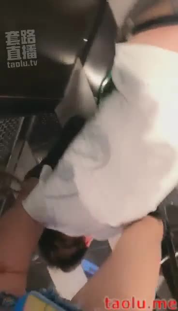 深夜KTV调狗