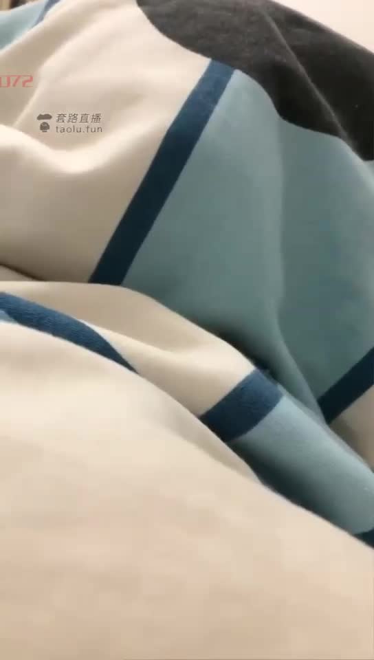 男友奴 舔脚之后口交 1