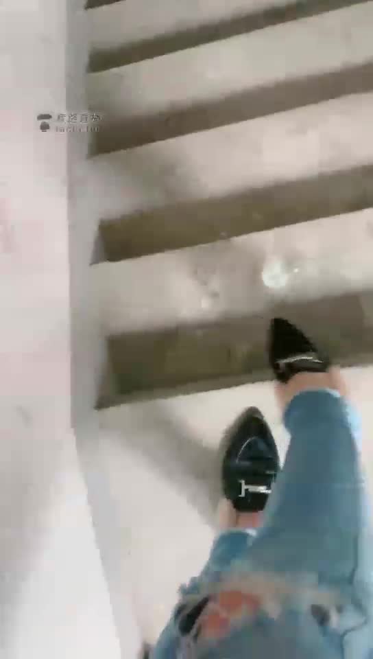 记录一个尾随者彻底沦为奴隶