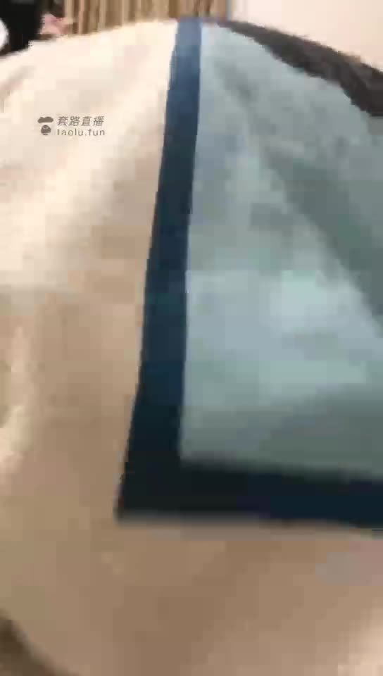 男友奴 晚上继续给我口交 2