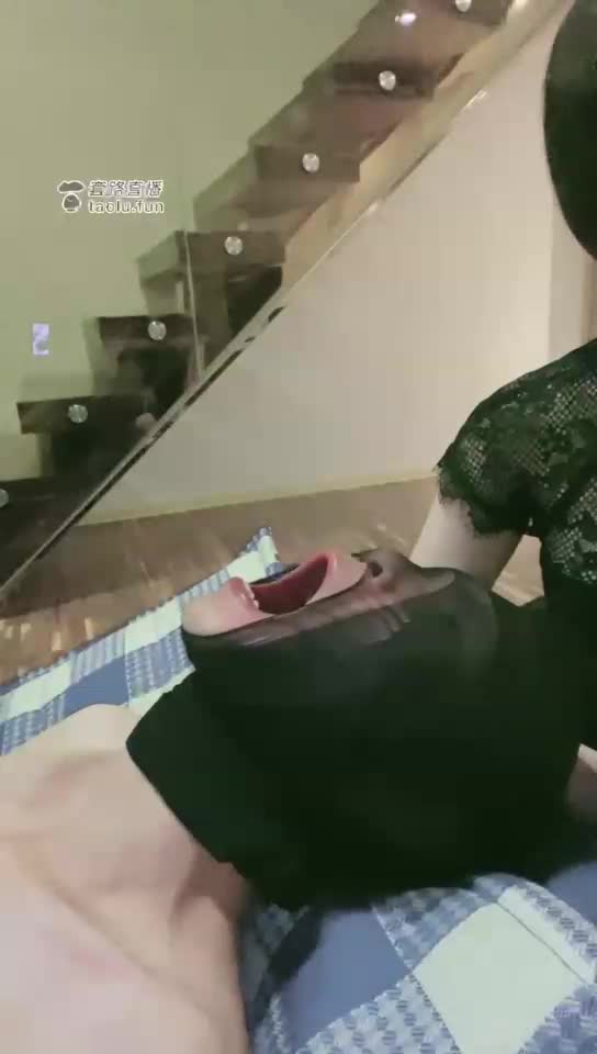 高清 口水全部吐满你的嘴