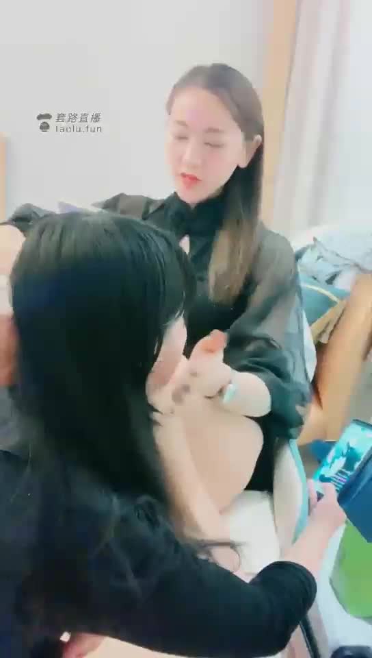 小母狗耳光专场