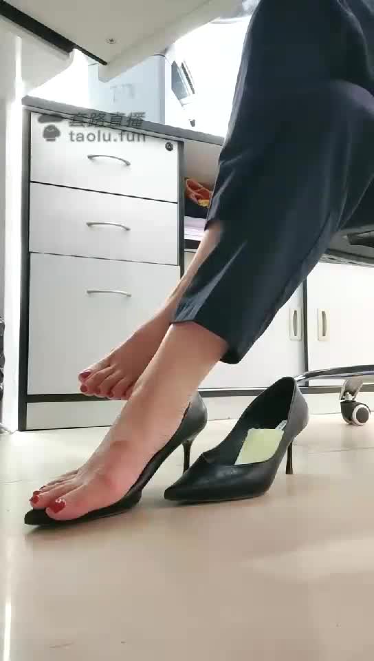 第一视角 裸足 面包 鞋垫