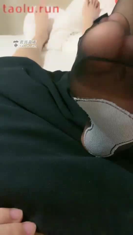 高清 蹂躏踩踏口水