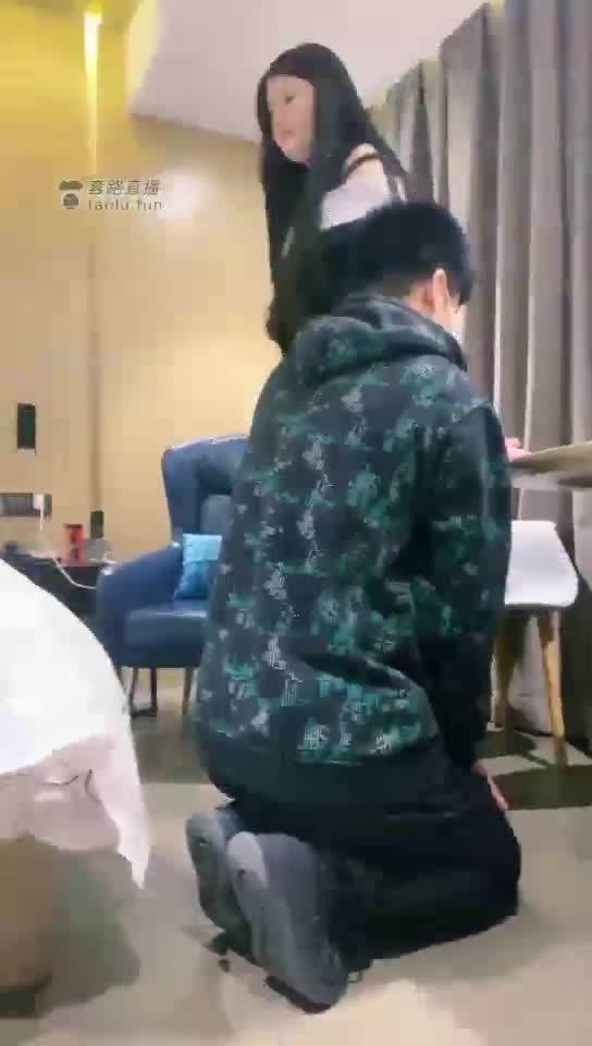 高清 家庭教师的调教诱惑