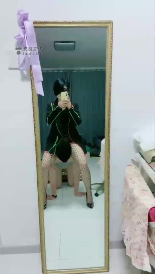 下班玩狗 放松 享受膜拜和侍奉