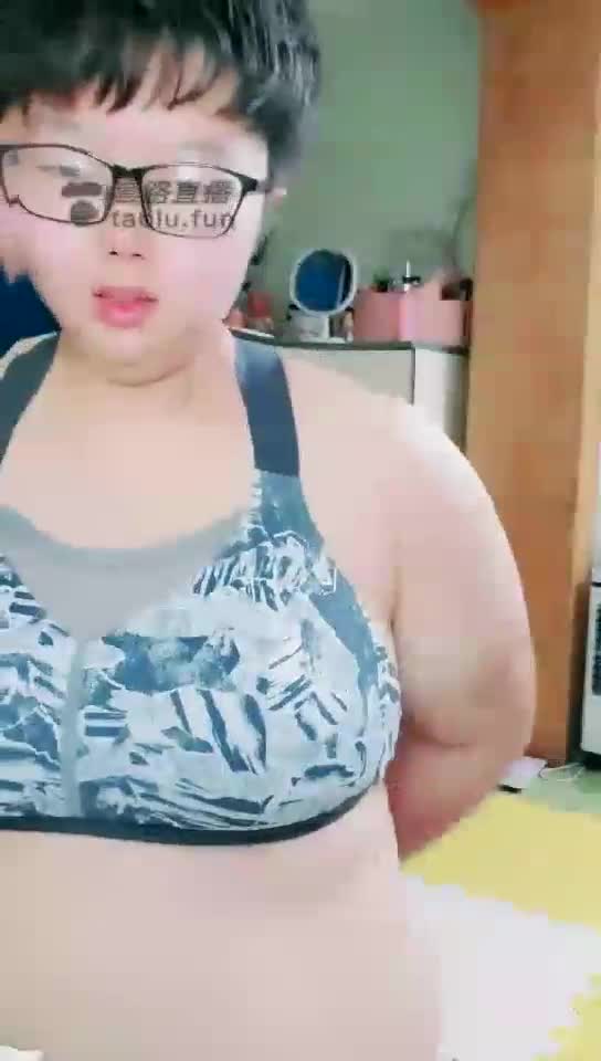 给女奴收个奴下奴