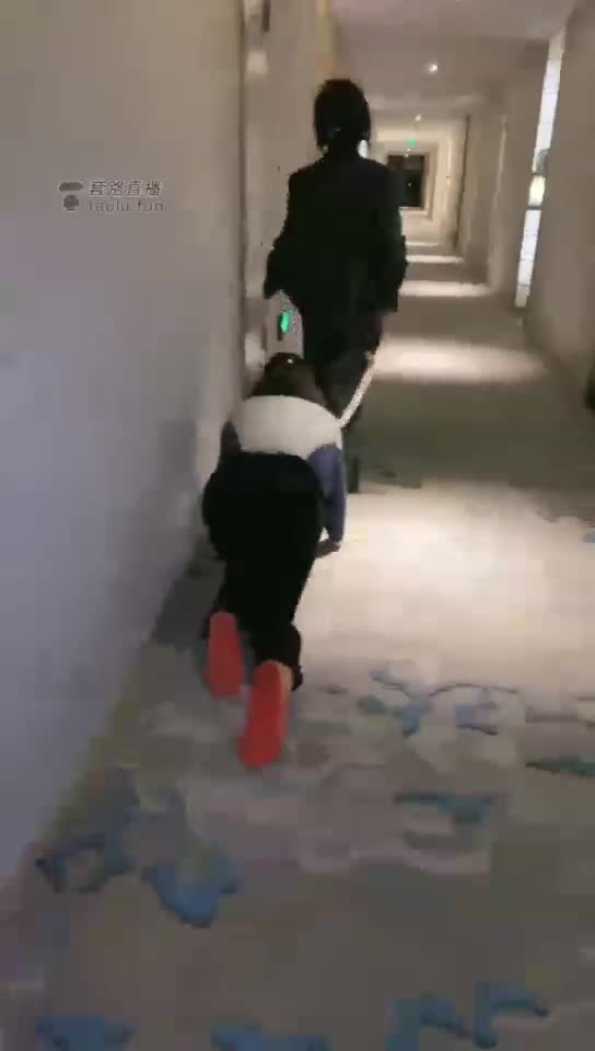 遛母狗 黑丝深喉