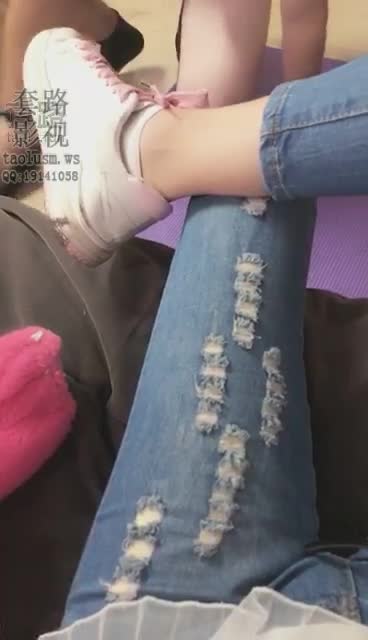 舔白袜运动鞋 喝洗脚水 圣水