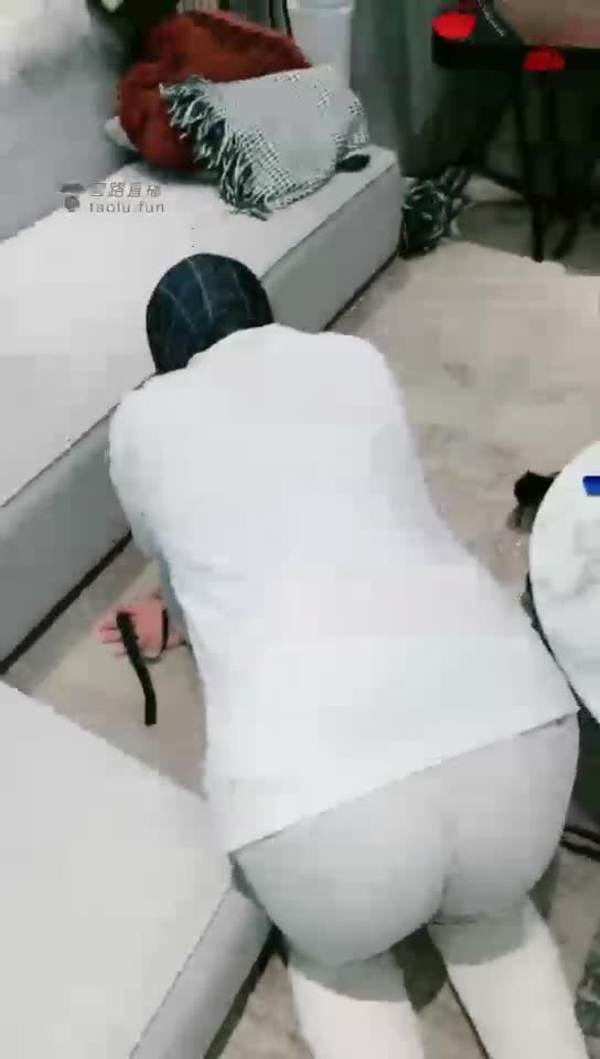 强制圣水 吃脚 钻胯