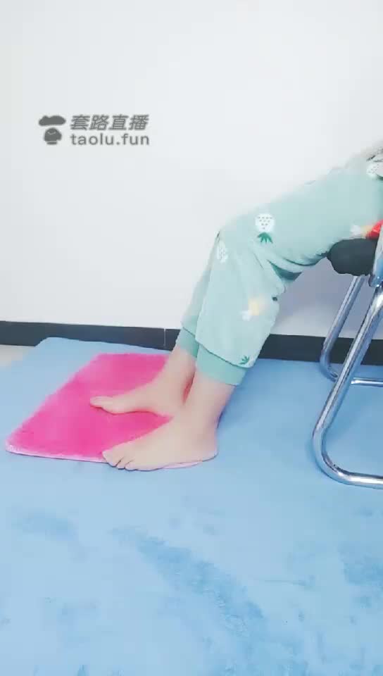 新人调私奴3 还是脚深喉