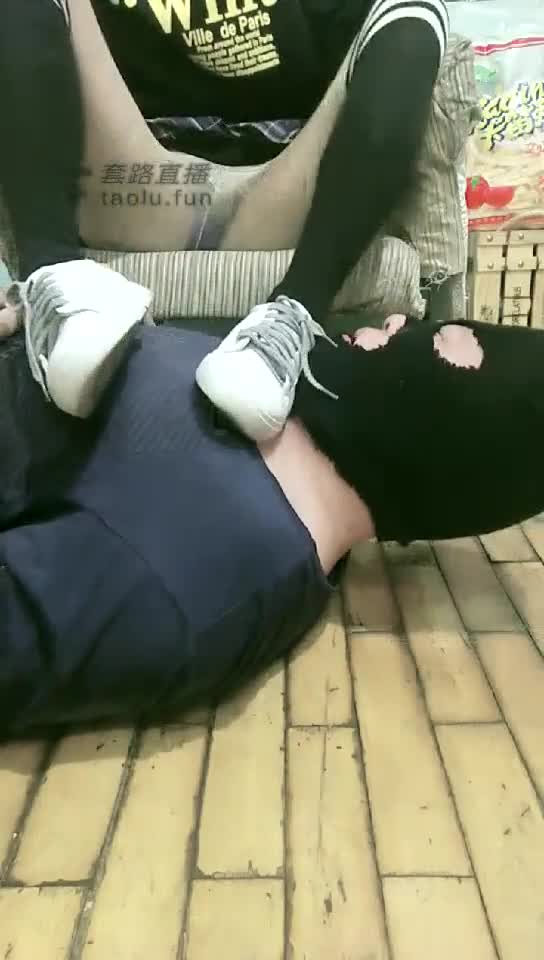新来的脚垫 长筒袜丝袜 小白鞋