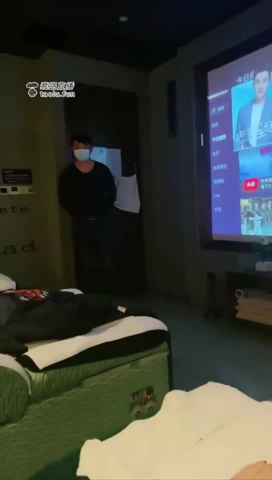 足浴店开发服务员 二）