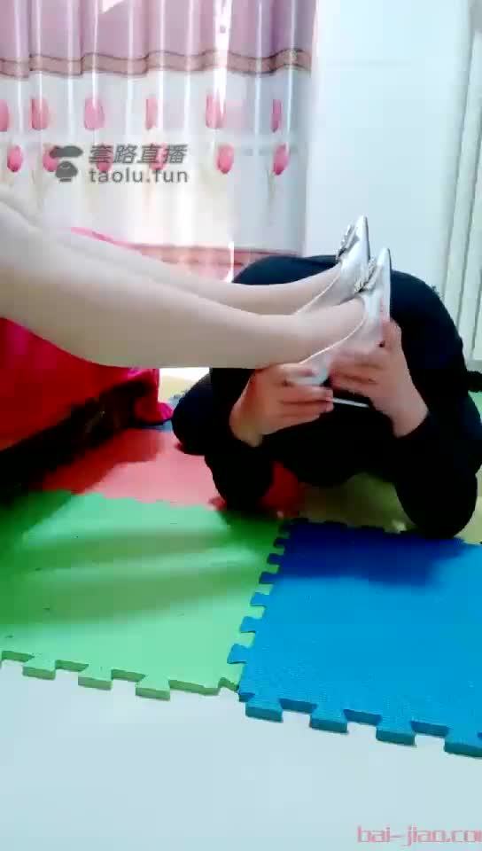 狗奴才来犯贱 伺候肉丝