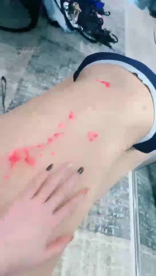 滴蜡 调教快递小哥