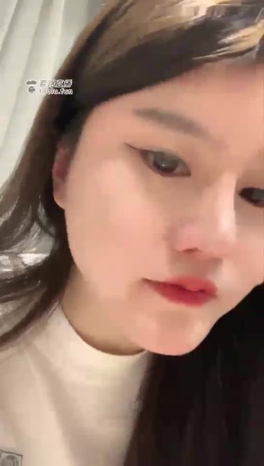 吃东西 呕吐给狗吃