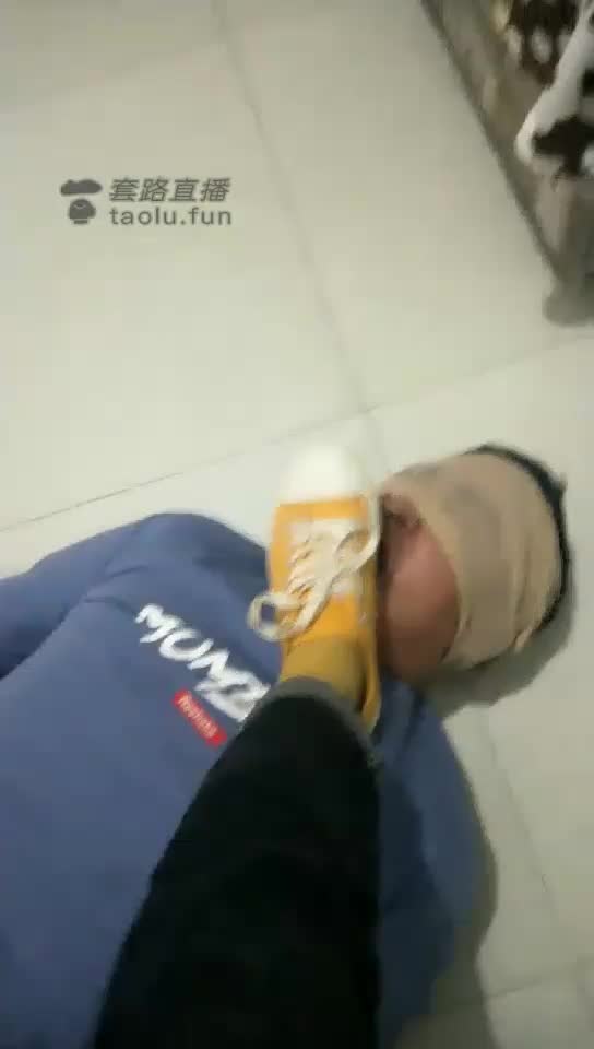 看我怎么惩罚贱狗！