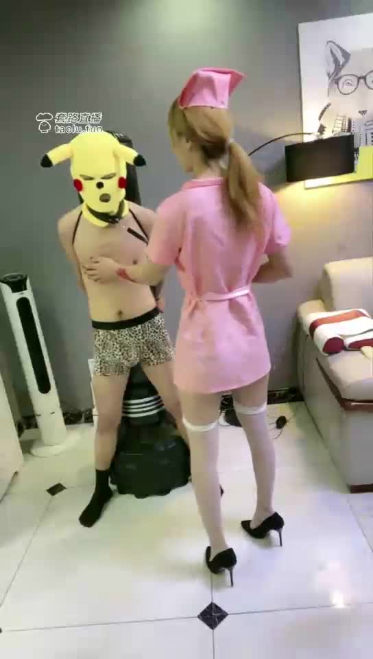 人肉沙包 暴虐 护士装