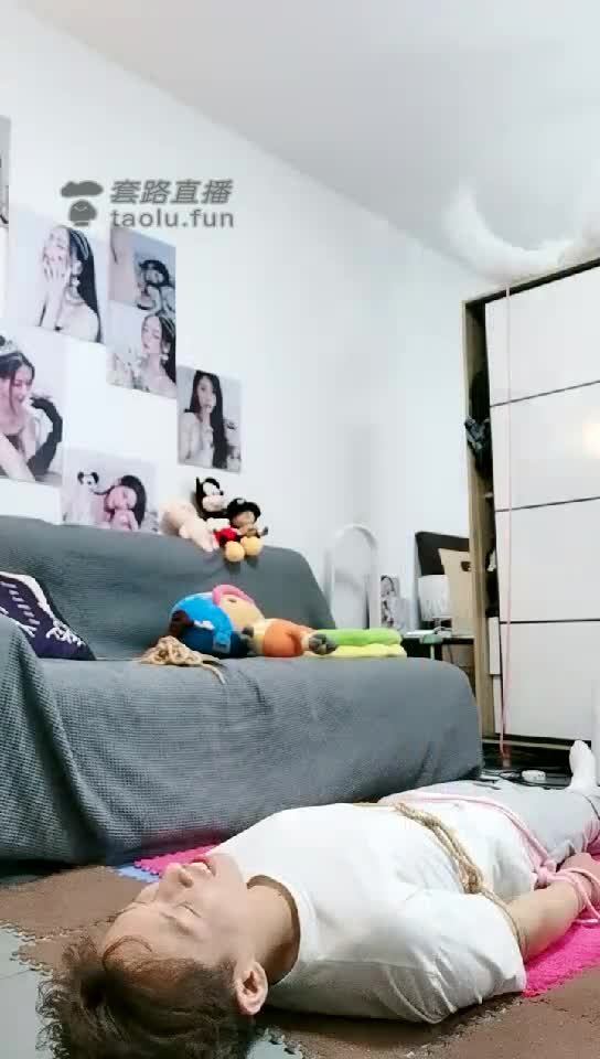姐姐调教傻瓜弟弟
