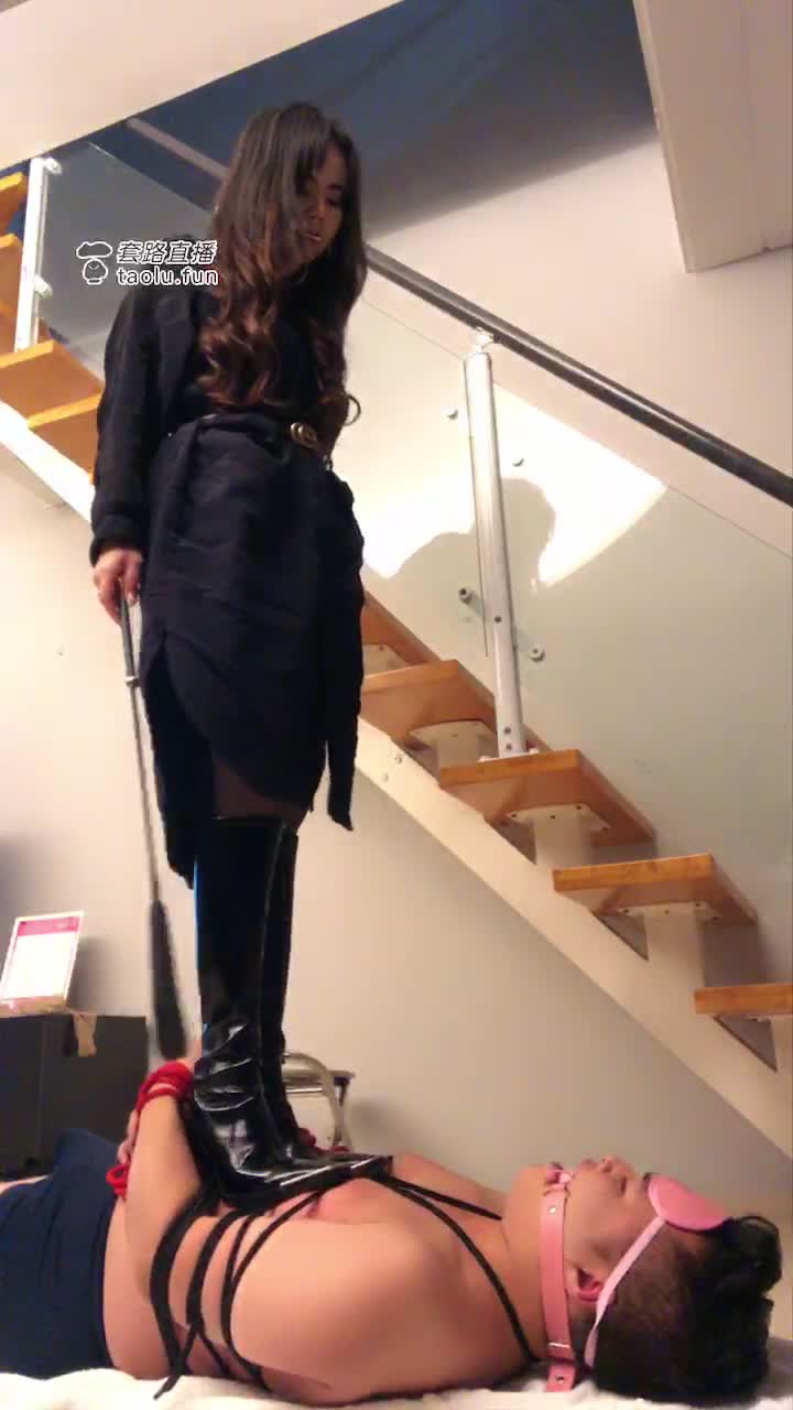 踩你 玩你 女神恩赐