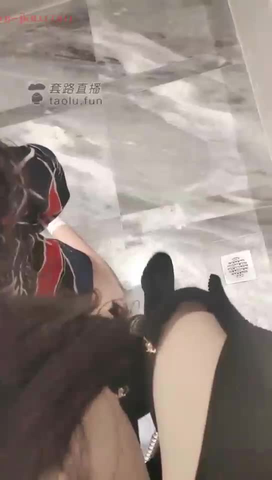 诱骗俗人空乘小姐姐做狗