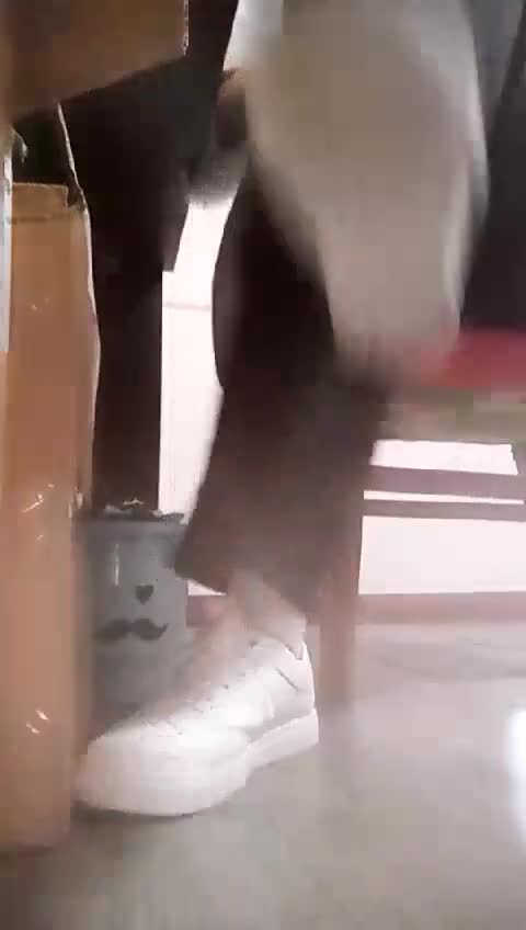  贱狗 不许偷闻本公主的鞋