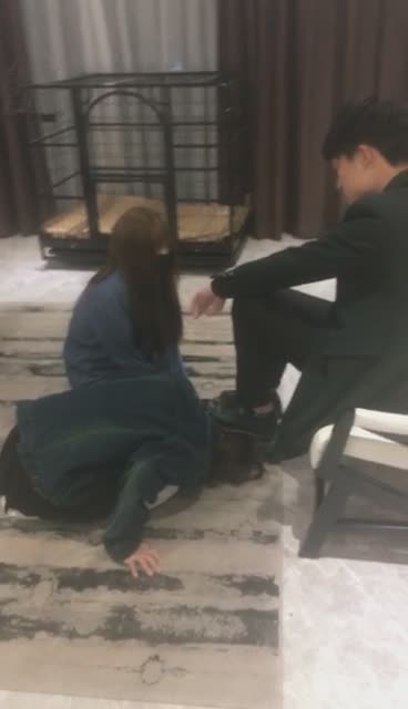  惩罚打小报告的女奴 第4集
