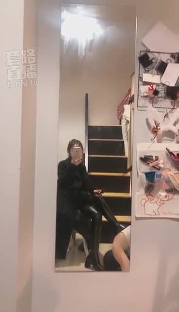 长靴调狗