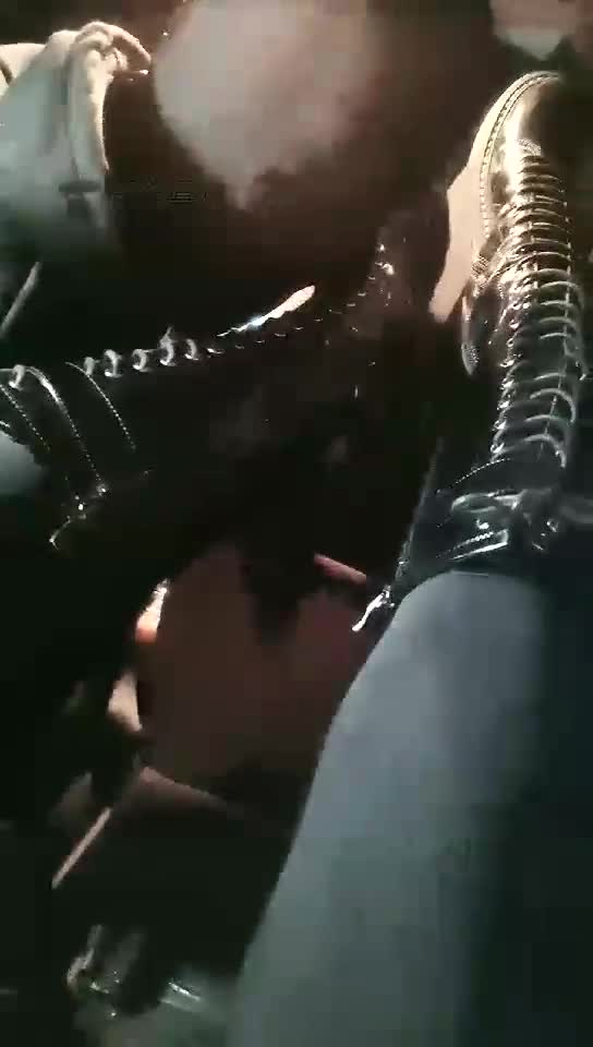 长靴白袜车里调奴