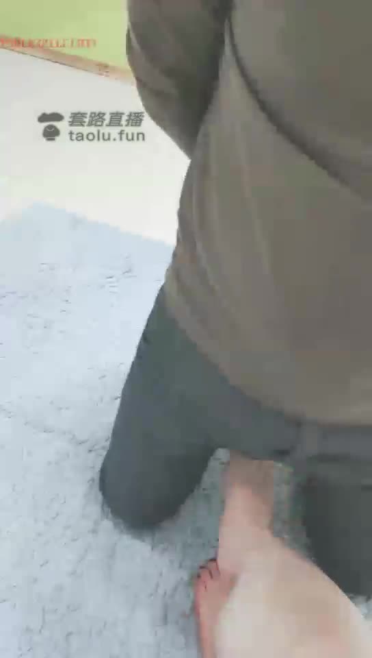 踢裆 恋足 舔脚