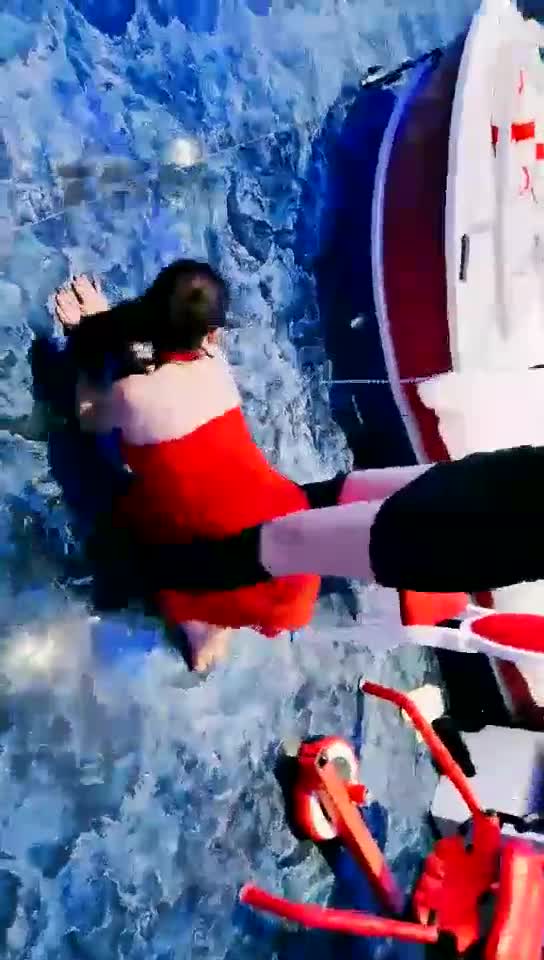 羞辱虐哭母狗直接圣水