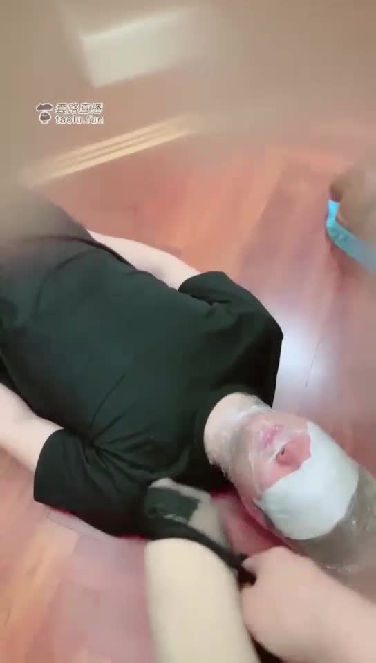 双主强制闻脚的狗