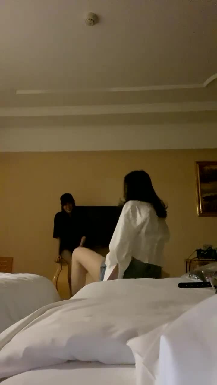 3女王群调贱狗