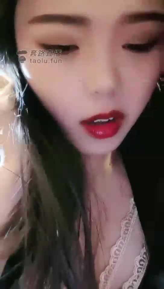 第一视角强制榨精 得不到的红妻