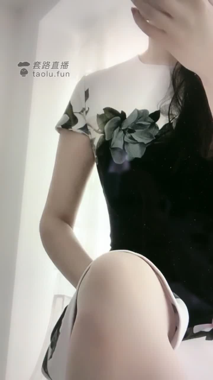 红绿灯 在我手下做事也敢迟到