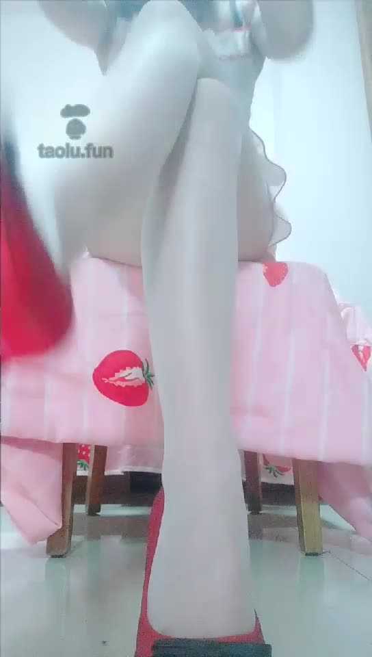 偷看护士姐姐的丝袜 受虐