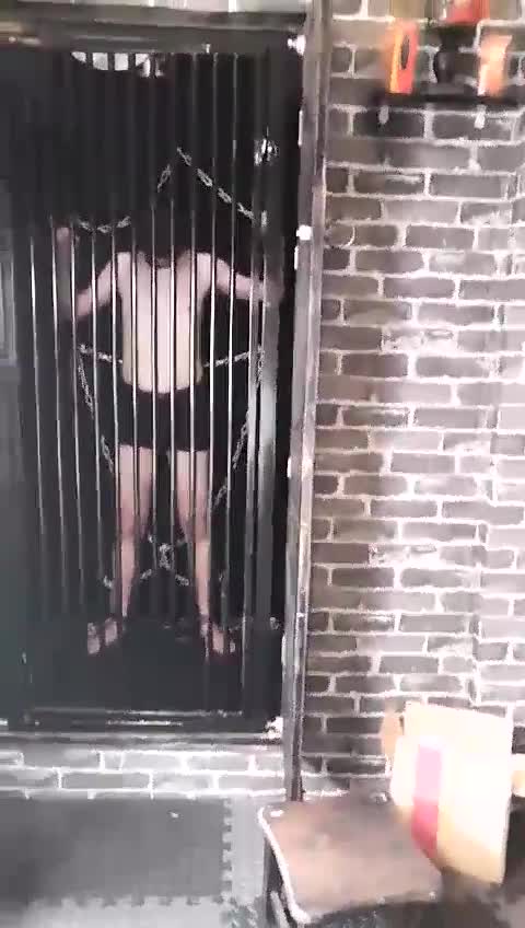 监狱调教 重型镜铸