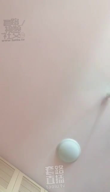 高跟鞋踩学生奶狗