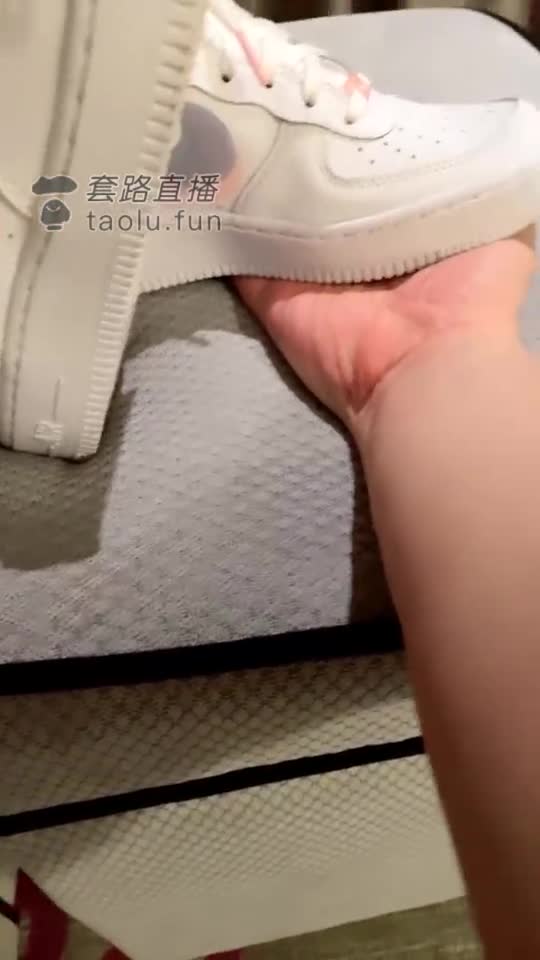 第一视角 近距离踩爪子 口水