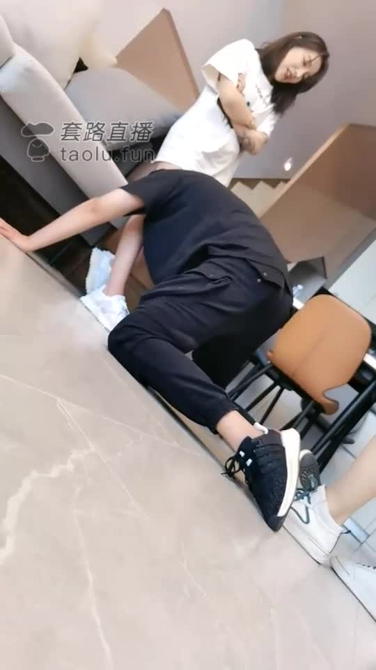 双人爆蛋 踢废