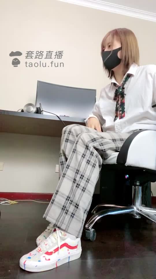 调教 逃课到网吧被老师抓 学生到狗的蜕变