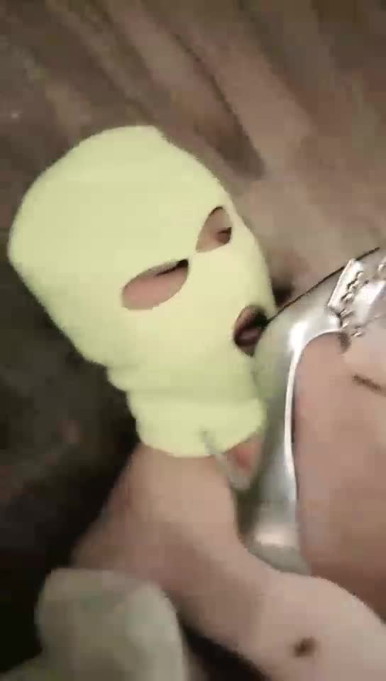 调教醉狗羞ru钻胯高跟圣水
