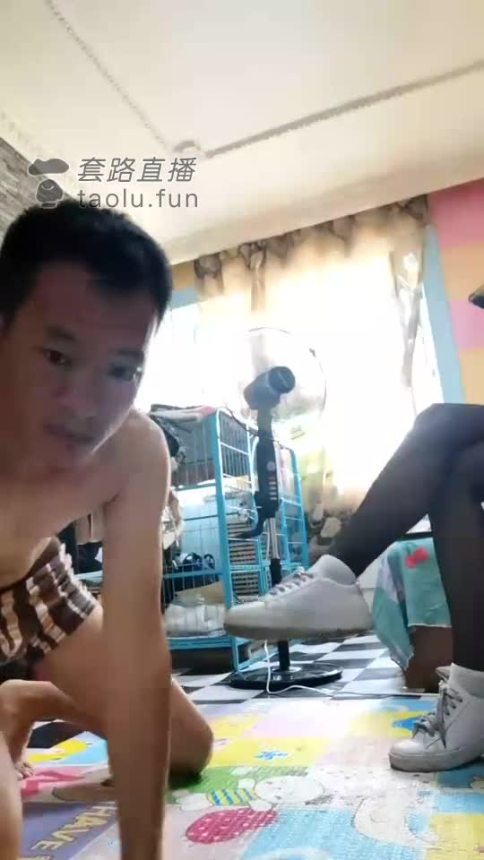 第一次被打哭