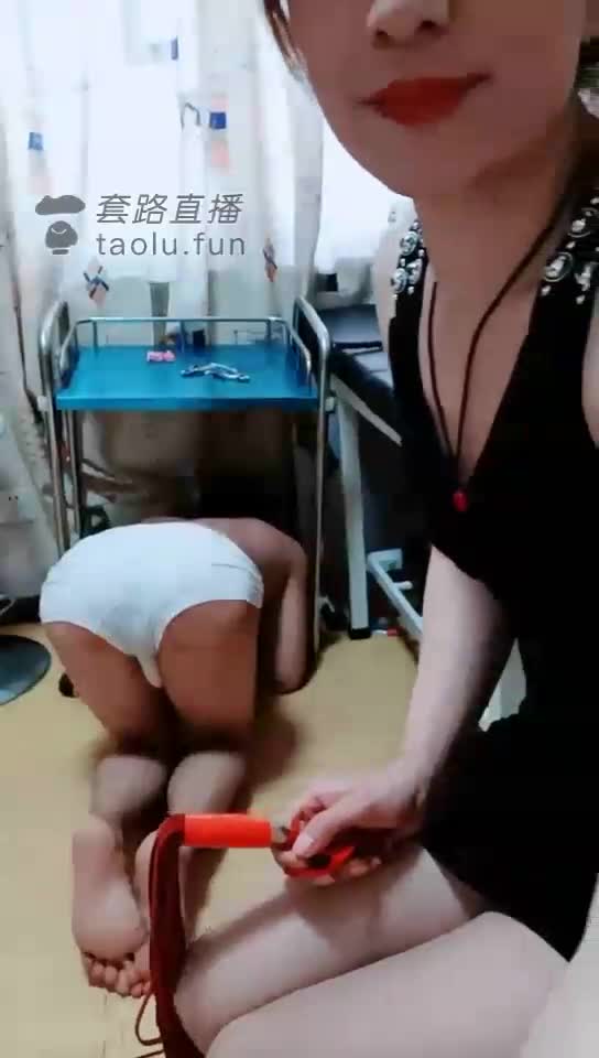 木乃伊 踩踏