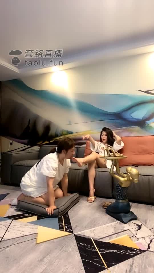三婶伺候我