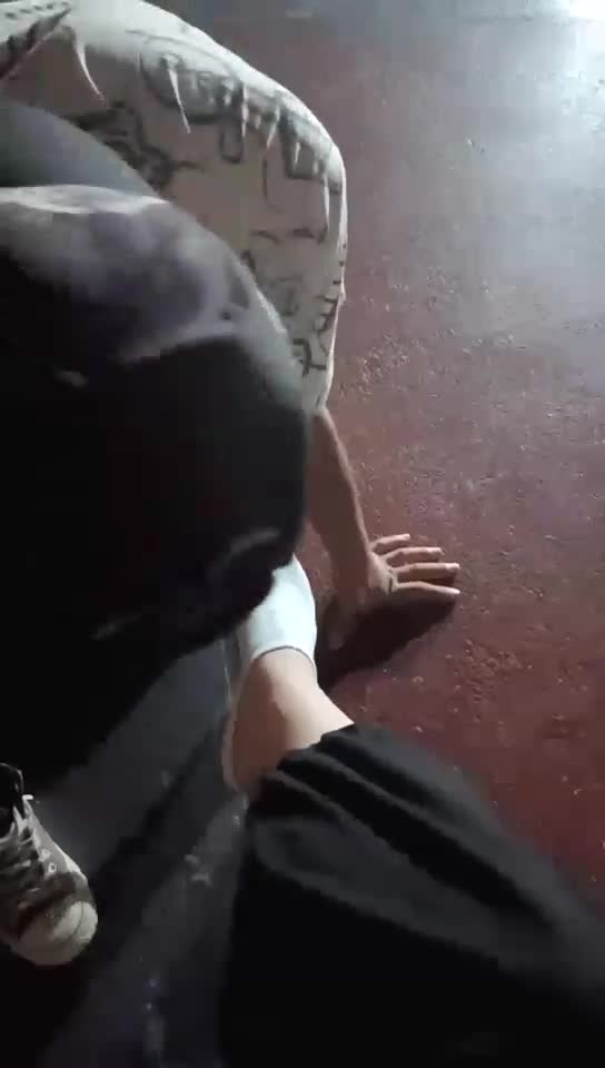 女同事首调蚯蚓兄弟
