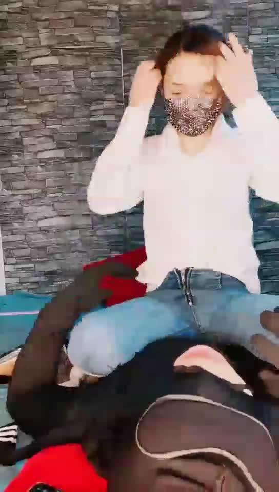 强制坐脸窒息 原味高跟让贱狗生不如死 下）