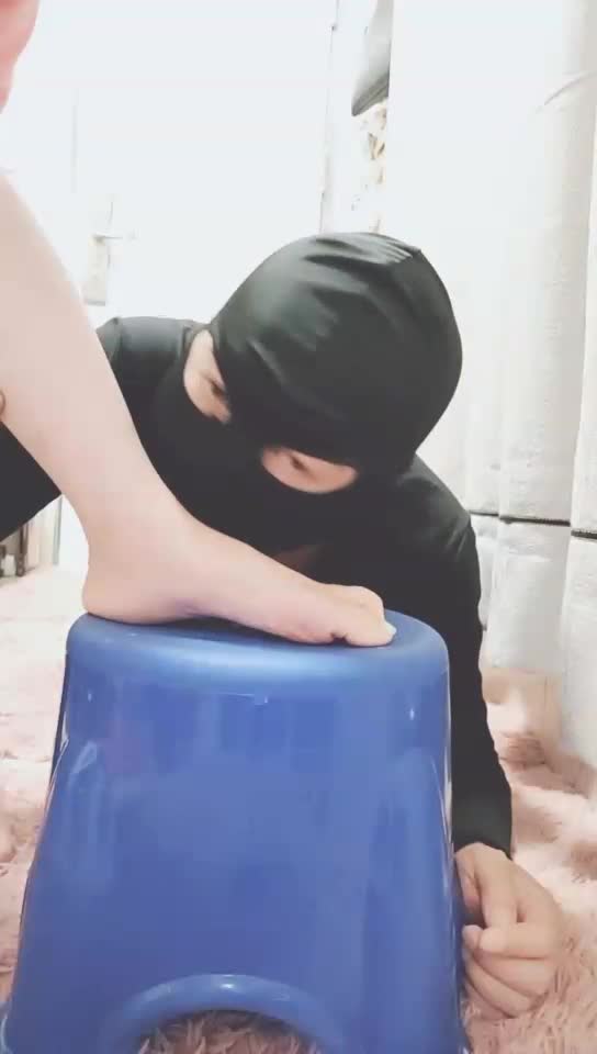 极度羞辱 恋足癖