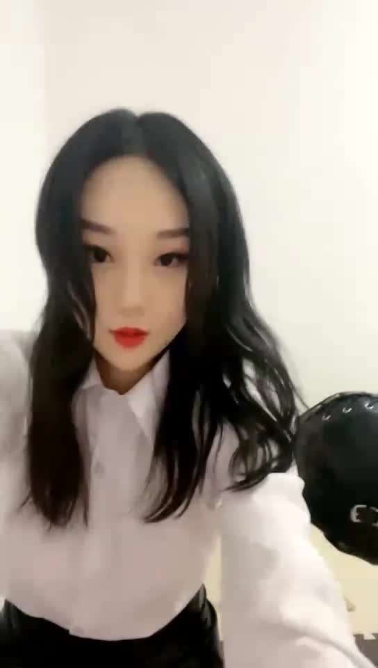 剧情 舔脚 女领导职业装黑丝袜调狗