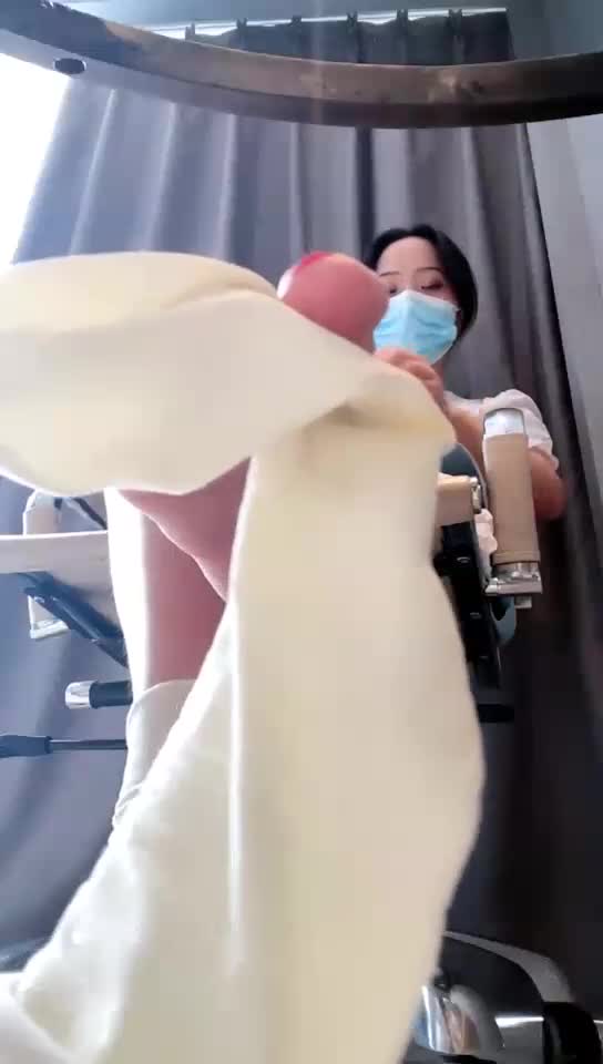 第一视角 红绿灯摸大腿 舔脚 坐脸 榨精